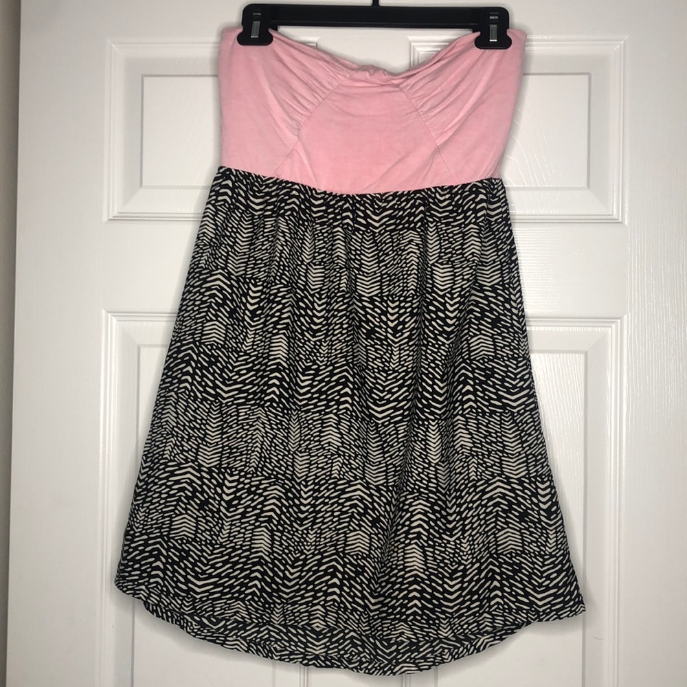 Roxy Pink/Black/White Strapless Dress